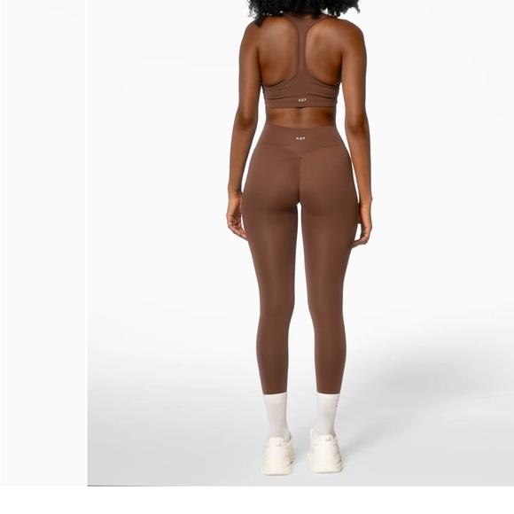 437 sports bra - Picture 2 of 2